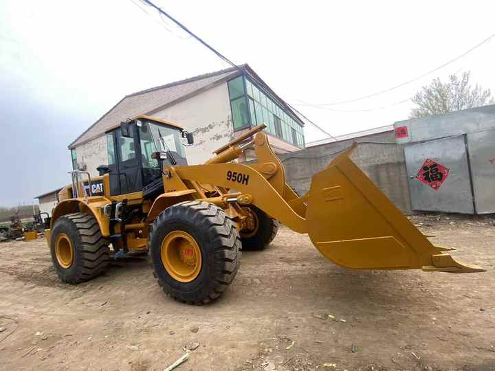 CAT Caterpillar CAT950H second hand CAT 950H Wheel Loaders for sale - Riteņu iekrāvējs: foto 4 CAT Caterpillar CAT950H second hand CAT 950H Wheel Loaders for sale - Riteņu iekrāvējs: foto 4
