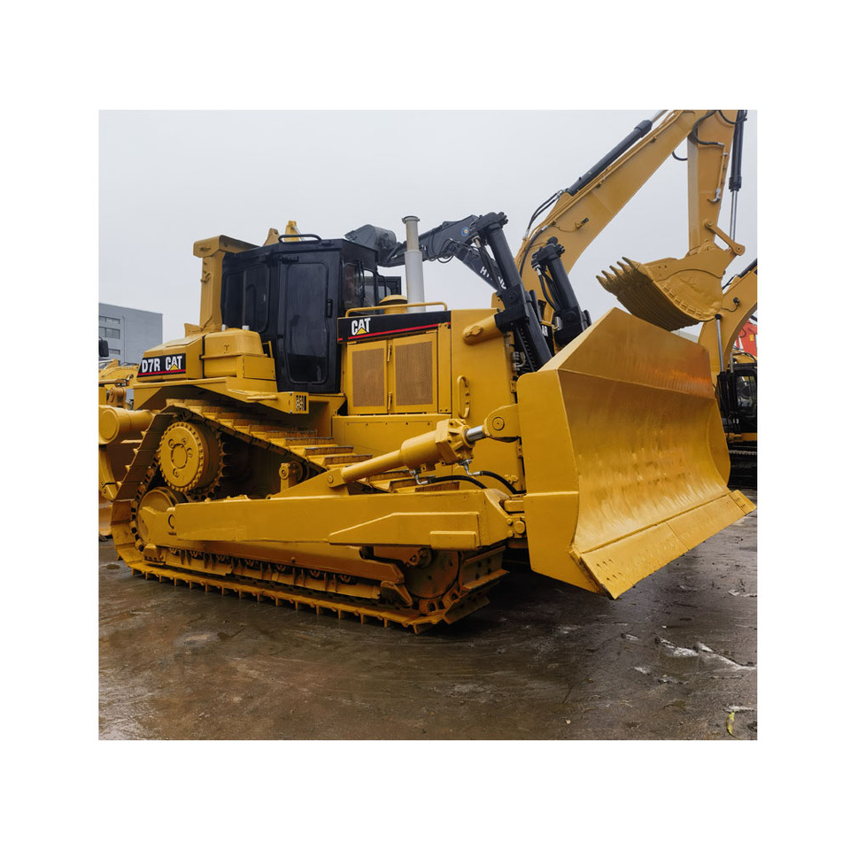 CAT D7R Bulldozer - Buldozers: foto 3 CAT D7R Bulldozer - Buldozers: foto 3