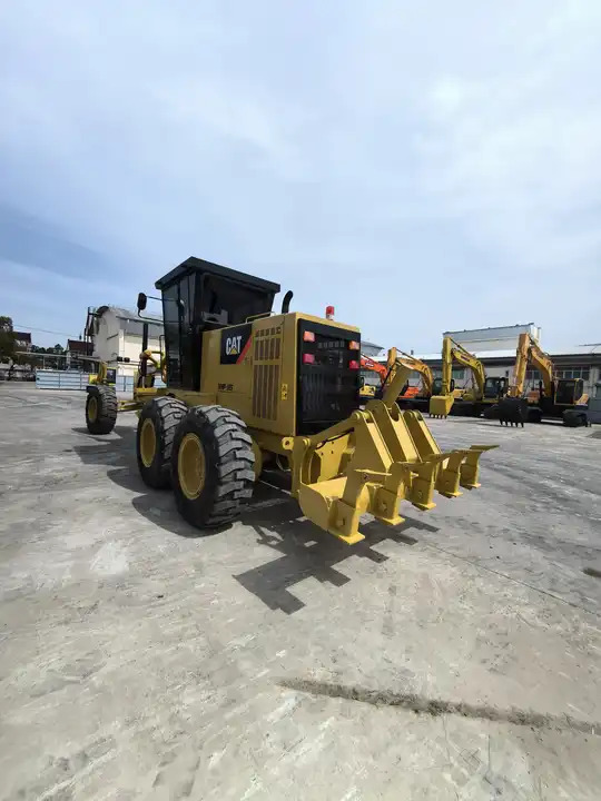CAT motor grader used caterpillar 140k 140h second hand high quality low hours motor grader for sale - Greiders: foto 2 CAT motor grader used caterpillar 140k 140h second hand high quality low hours motor grader for sale - Greiders: foto 2