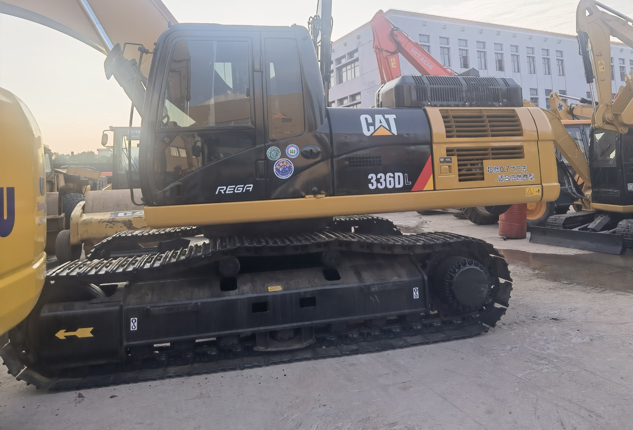 CATERPILLAR 336 DL - Kāpurķēžu ekskavators: foto 2 CATERPILLAR 336 DL - Kāpurķēžu ekskavators: foto 2