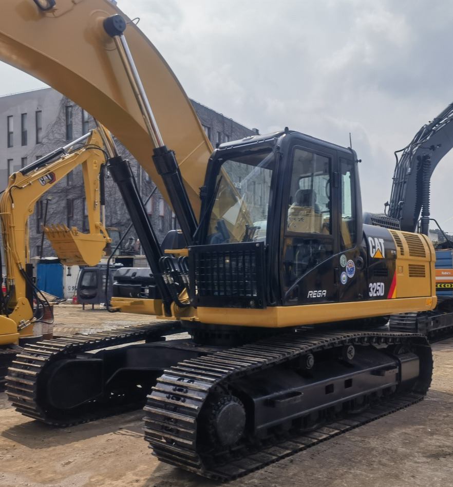 CATERPILLAR CAT 325D Excavator - Kāpurķēžu ekskavators: foto 4 CATERPILLAR CAT 325D Excavator - Kāpurķēžu ekskavators: foto 4