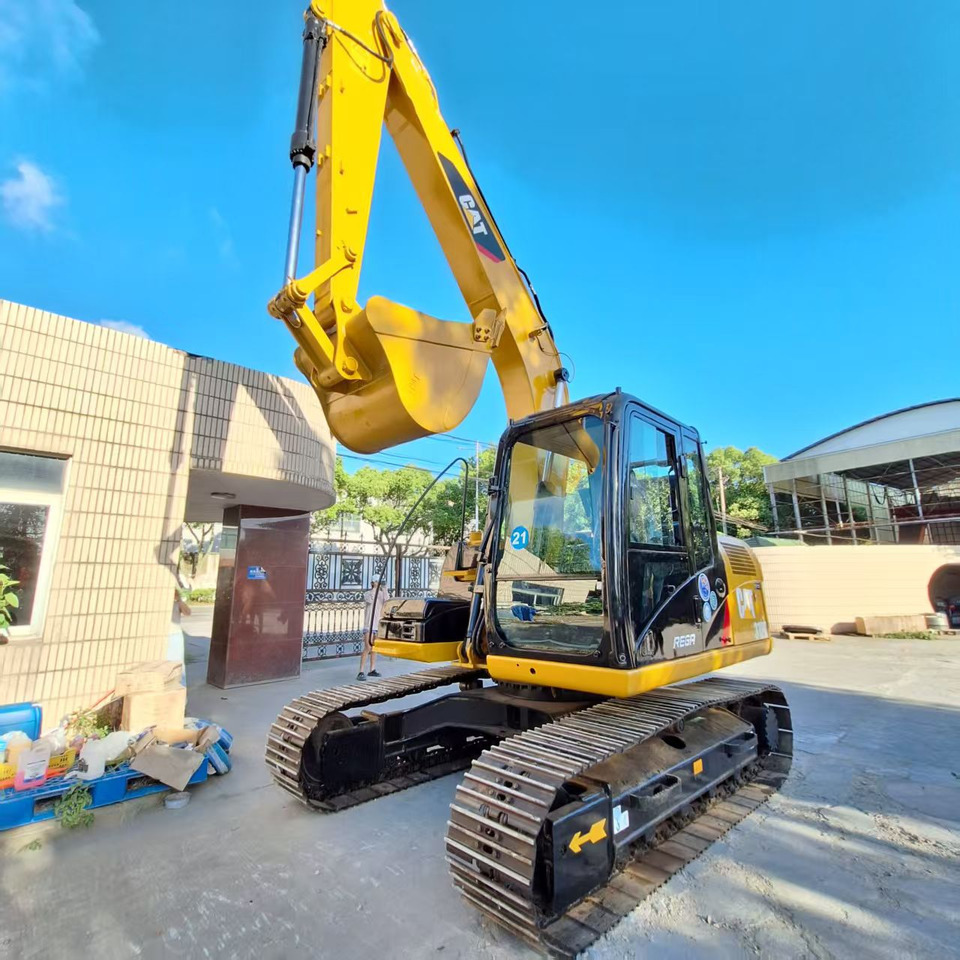 Cat 312D excavator - Kāpurķēžu ekskavators: foto 1 Cat 312D excavator - Kāpurķēžu ekskavators: foto 1