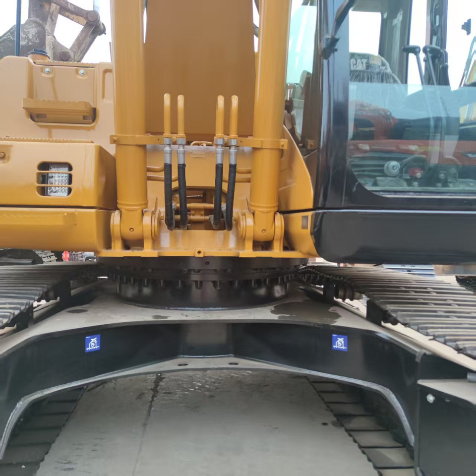 Cat 320cl excavator - Kāpurķēžu ekskavators: foto 5 Cat 320cl excavator - Kāpurķēžu ekskavators: foto 5