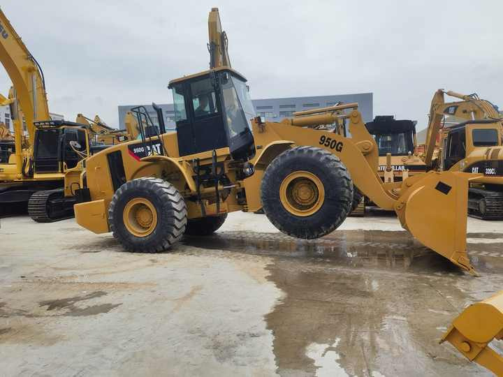Cheap price pay loader Used CAT 950GC second hand CAT 950GC wheel front loader - Riteņu iekrāvējs: foto 2 Cheap price pay loader Used CAT 950GC second hand CAT 950GC wheel front loader - Riteņu iekrāvējs: foto 2