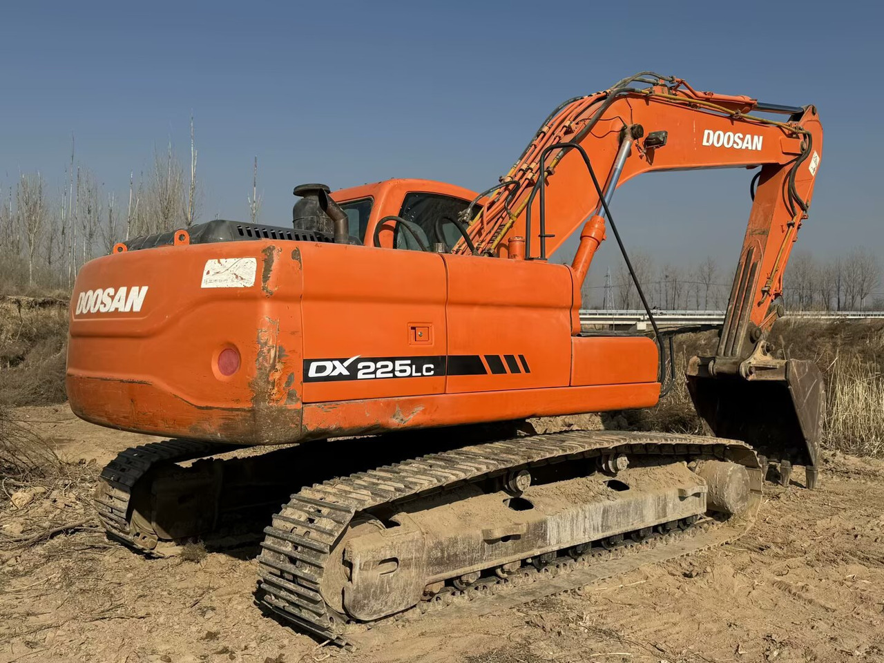 DOOSAN Doosan DX225LC Crawler excavator - Kāpurķēžu ekskavators: foto 2 DOOSAN Doosan DX225LC Crawler excavator - Kāpurķēžu ekskavators: foto 2