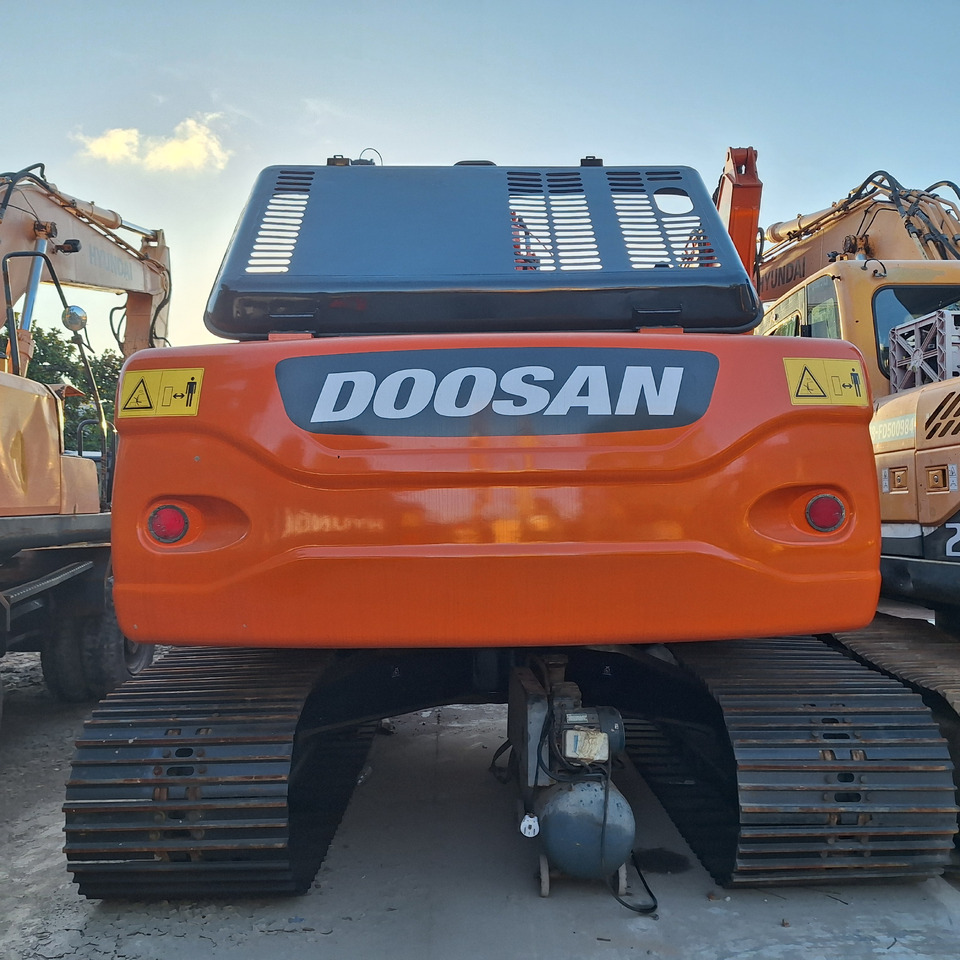Doosan Dx225LC-9C Crawler Excavator - Kāpurķēžu ekskavators: foto 3 Doosan Dx225LC-9C Crawler Excavator - Kāpurķēžu ekskavators: foto 3