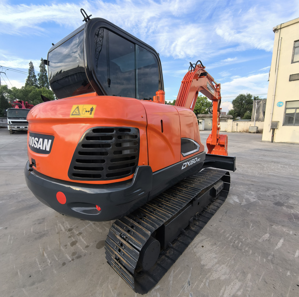 Doosan Dx60 Crawler Excavator - Kāpurķēžu ekskavators: foto 5 Doosan Dx60 Crawler Excavator - Kāpurķēžu ekskavators: foto 5