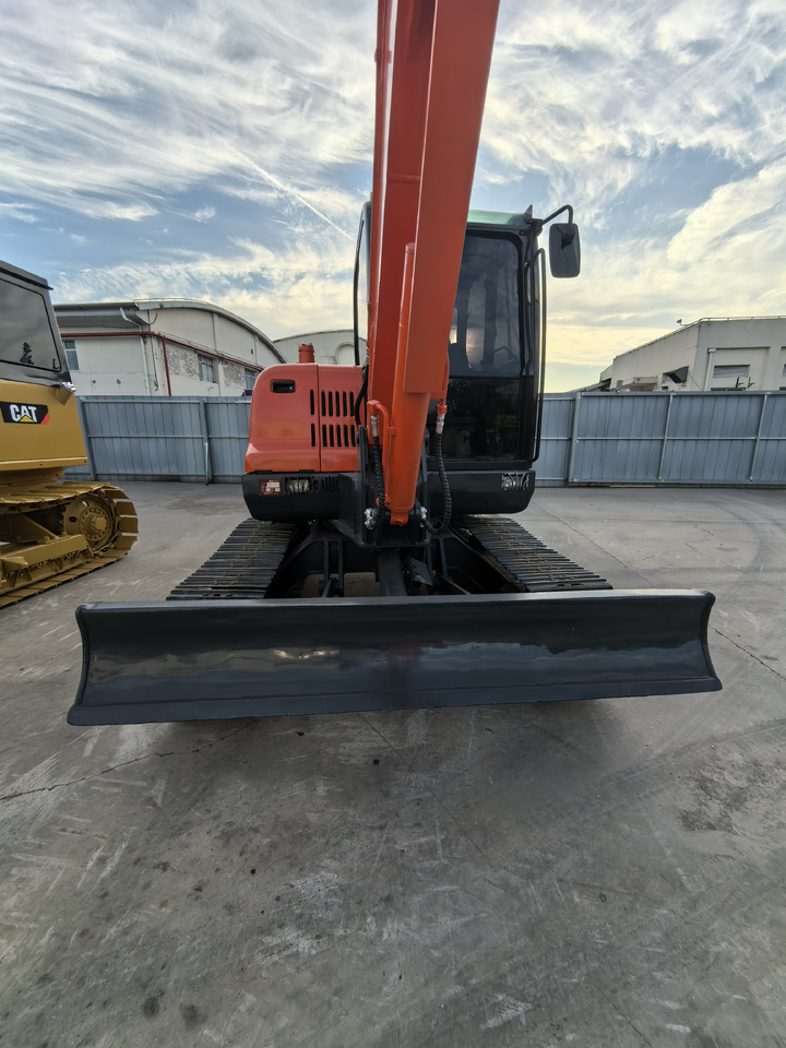 Doosan Dx60 Crawler Excavator - Kāpurķēžu ekskavators: foto 3 Doosan Dx60 Crawler Excavator - Kāpurķēžu ekskavators: foto 3