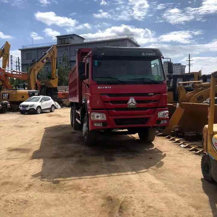 Good Condition 30 Ton 20 Ton Dump Truck 10 Wheeler Sinotruk Howo Used Dumper Truck Tipper 6x4 - Kravas automašīna pašizgāzējs: foto 4 Good Condition 30 Ton 20 Ton Dump Truck 10 Wheeler Sinotruk Howo Used Dumper Truck Tipper 6x4 - Kravas automašīna pašizgāzējs: foto 4