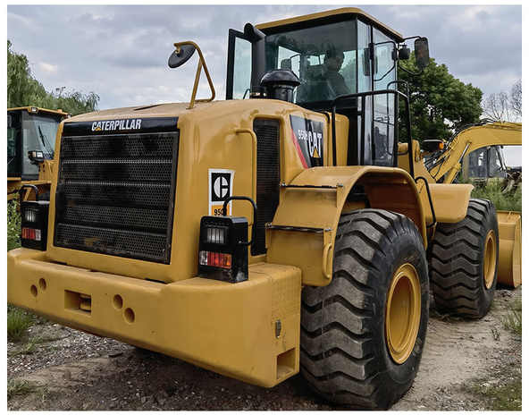 Good Condition Komatsu PC220-8 Original Japan Cheap Used Excavators used excavator machines - Kāpurķēžu ekskavators: foto 1 Good Condition Komatsu PC220-8 Original Japan Cheap Used Excavators used excavator machines - Kāpurķēžu ekskavators: foto 1
