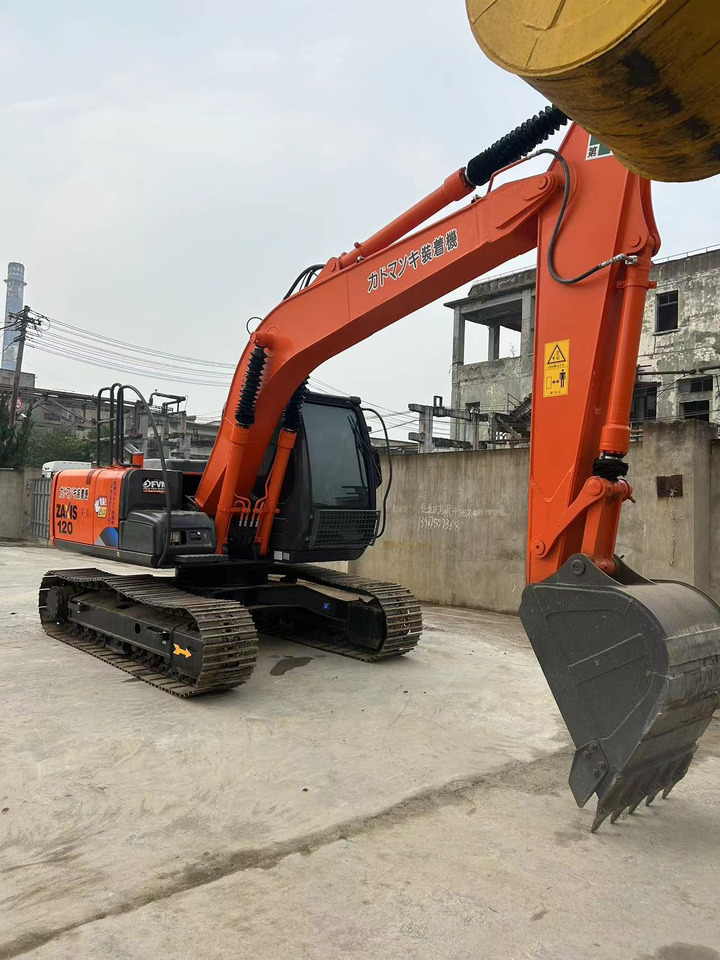 Hitachi ZX120-6 Excavator - Kāpurķēžu ekskavators: foto 4 Hitachi ZX120-6 Excavator - Kāpurķēžu ekskavators: foto 4
