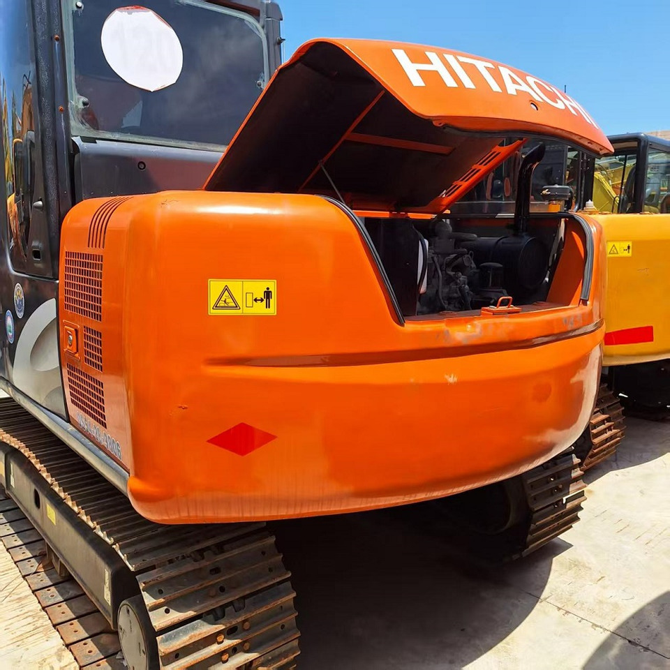 Hitachi ZX70 Excavator - Kāpurķēžu ekskavators: foto 4 Hitachi ZX70 Excavator - Kāpurķēžu ekskavators: foto 4