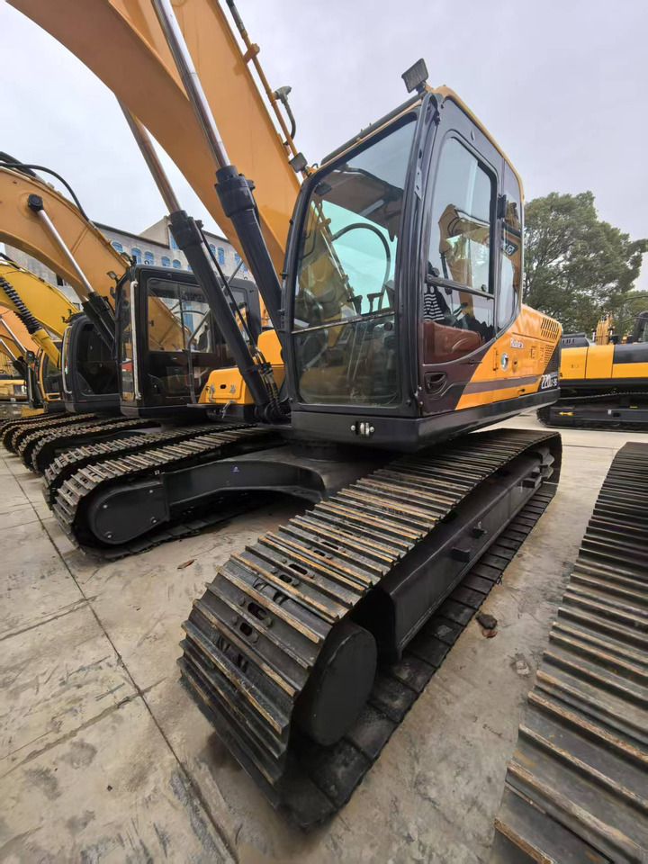 Kāpurķēžu ekskavators Hyundai 220LC-9S Excavator: foto 6