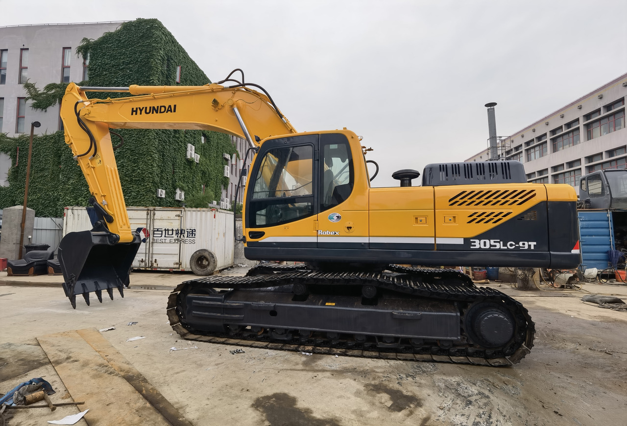 Hyundai 305LC-9T Excavator - Kāpurķēžu ekskavators: foto 1 Hyundai 305LC-9T Excavator - Kāpurķēžu ekskavators: foto 1