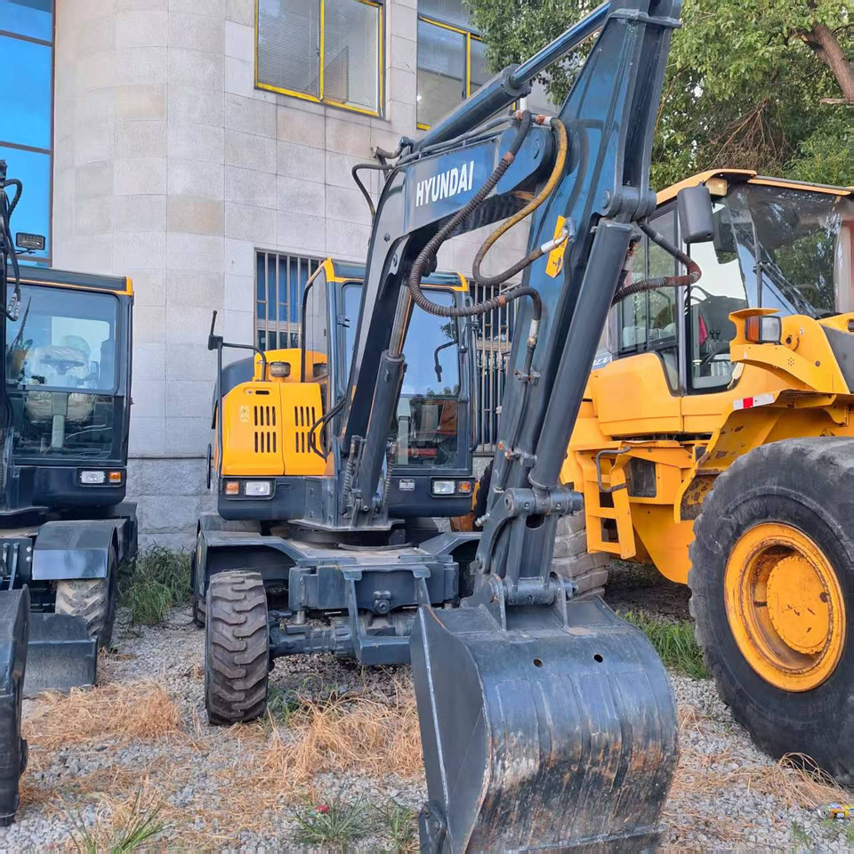 Hyundai 60wvs  excavator - Riteņu ekskavators: foto 5 Hyundai 60wvs  excavator - Riteņu ekskavators: foto 5