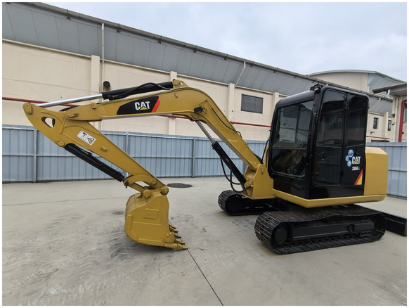 Japan original 6 ton mini used caterpillar cat 306E2 excavator in Shanghai for sale - Kāpurķēžu ekskavators: foto 1 Japan original 6 ton mini used caterpillar cat 306E2 excavator in Shanghai for sale - Kāpurķēžu ekskavators: foto 1