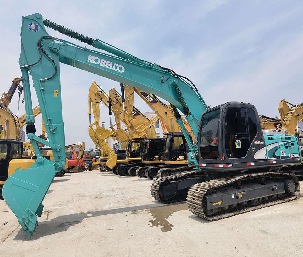 KOBELCO Kobelco SK200-8 Crawler excavator - Kāpurķēžu ekskavators: foto 1 KOBELCO Kobelco SK200-8 Crawler excavator - Kāpurķēžu ekskavators: foto 1