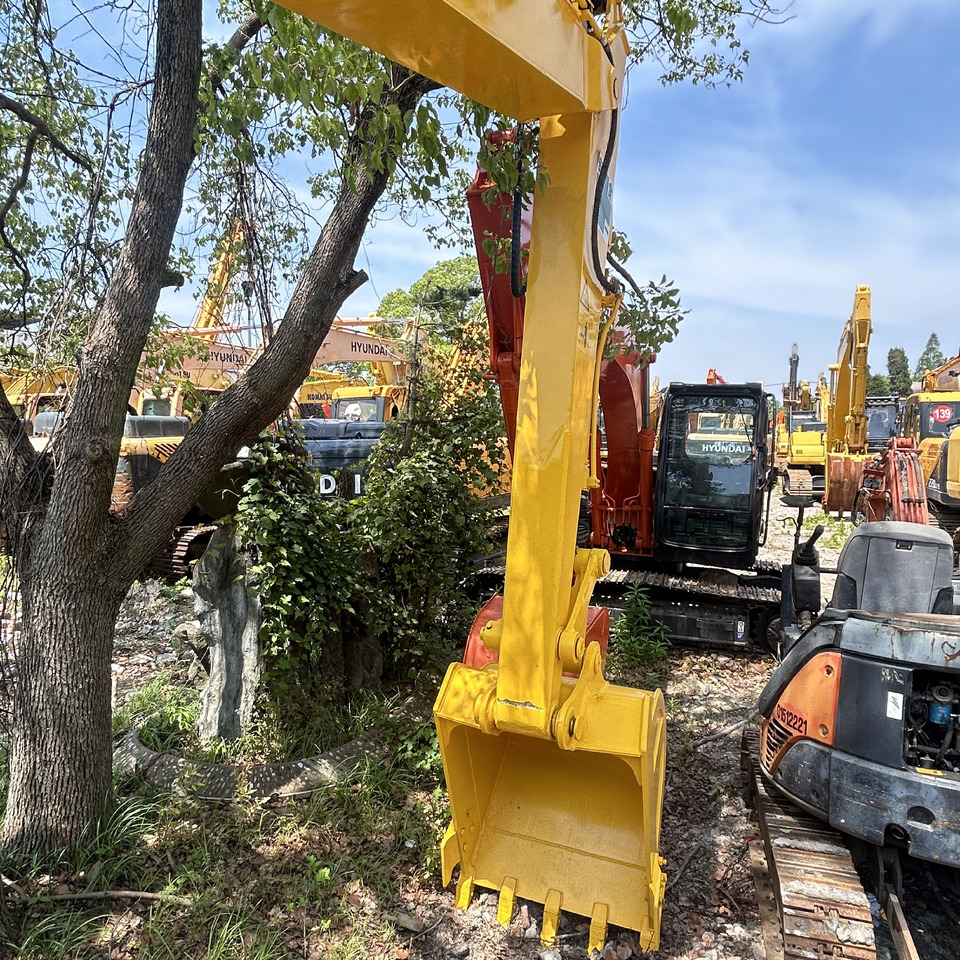 Komatsu PC130-7 Excavator - Kāpurķēžu ekskavators: foto 4 Komatsu PC130-7 Excavator - Kāpurķēžu ekskavators: foto 4