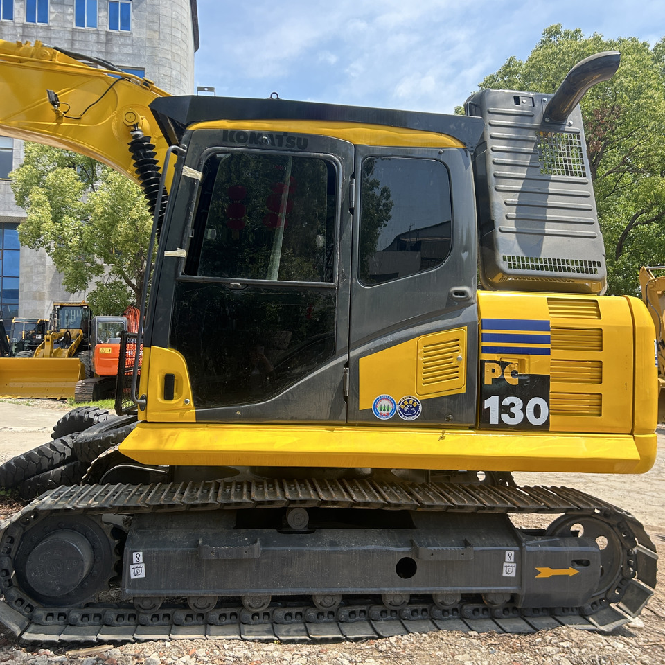 Komatsu PC130-7 Excavator - Kāpurķēžu ekskavators: foto 4 Komatsu PC130-7 Excavator - Kāpurķēžu ekskavators: foto 4