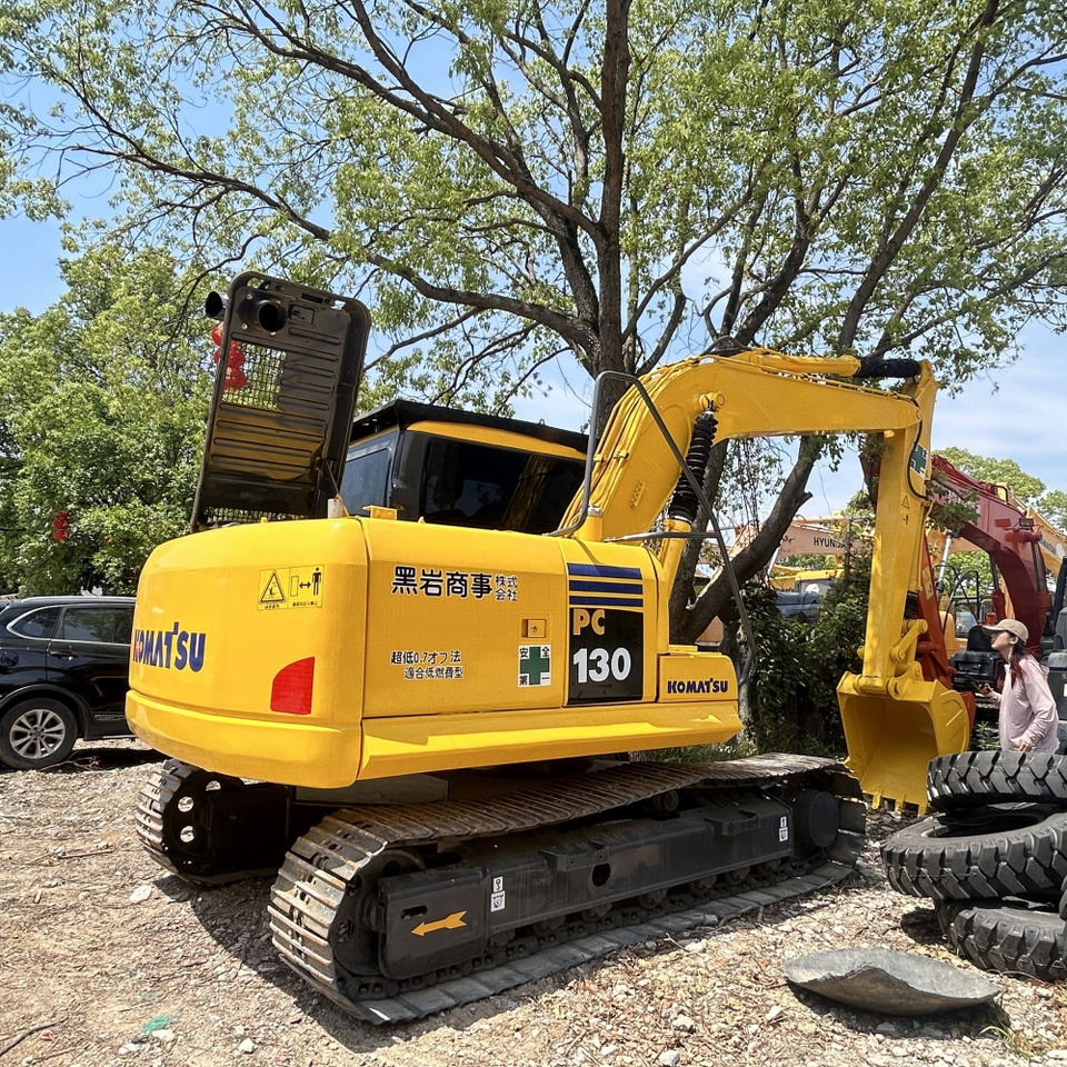 Komatsu PC130-7 Excavator - Kāpurķēžu ekskavators: foto 1 Komatsu PC130-7 Excavator - Kāpurķēžu ekskavators: foto 1