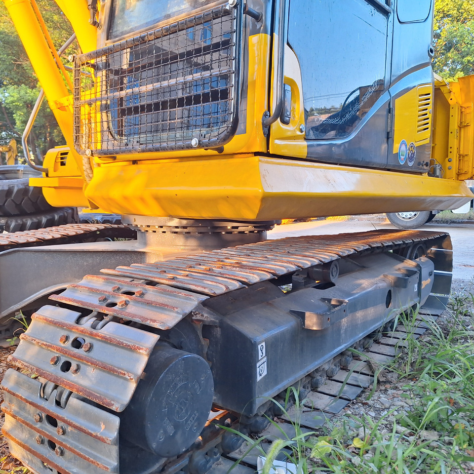 Komatsu PC130 Excavator - Kāpurķēžu ekskavators: foto 2 Komatsu PC130 Excavator - Kāpurķēžu ekskavators: foto 2