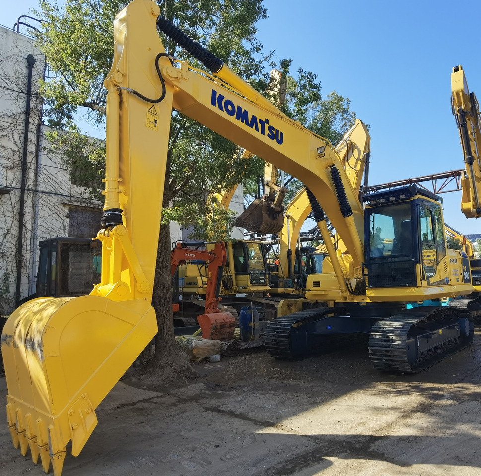 Komatsu PC200-8 Excavator - Kāpurķēžu ekskavators: foto 1 Komatsu PC200-8 Excavator - Kāpurķēžu ekskavators: foto 1