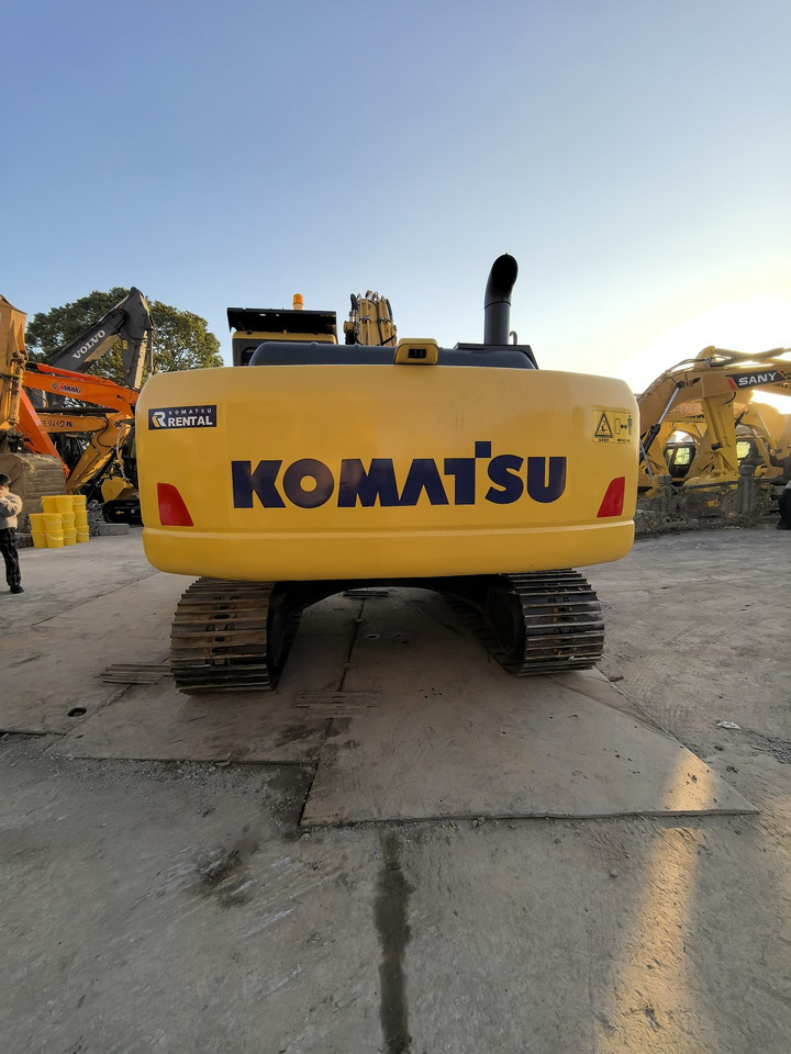 Komatsu PC220-7 - Kāpurķēžu ekskavators: foto 5 Komatsu PC220-7 - Kāpurķēžu ekskavators: foto 5
