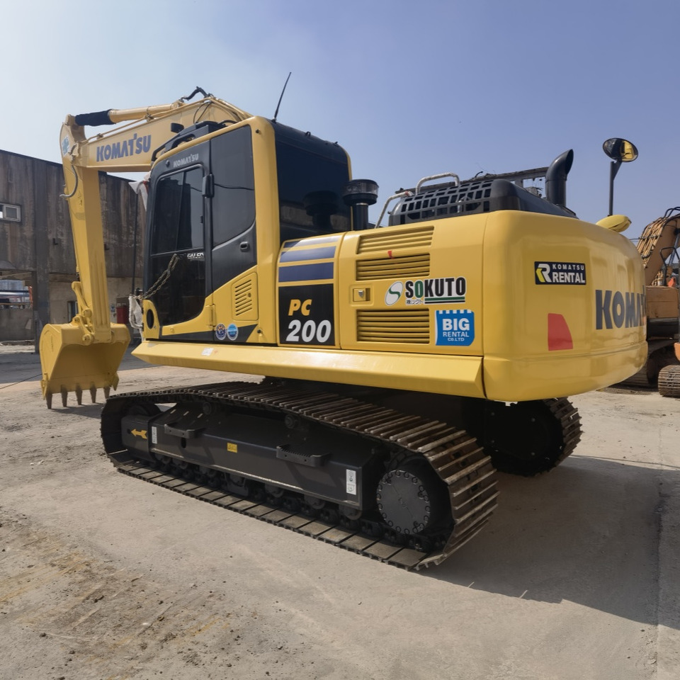 Komatsu PC220-8 Excavator - Kāpurķēžu ekskavators: foto 2 Komatsu PC220-8 Excavator - Kāpurķēžu ekskavators: foto 2