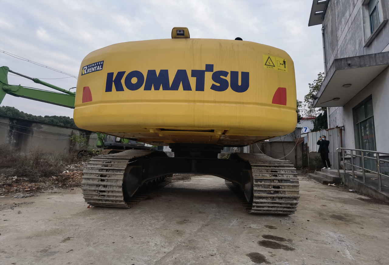 Komatsu PC220-8 Excavator - Kāpurķēžu ekskavators: foto 5 Komatsu PC220-8 Excavator - Kāpurķēžu ekskavators: foto 5