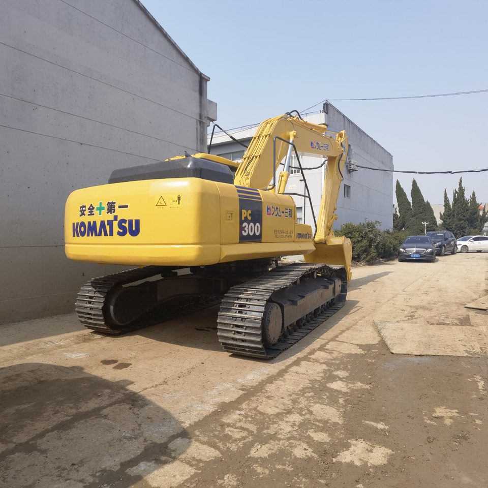 Komatsu PC300-7 Excavator - Kāpurķēžu ekskavators: foto 3 Komatsu PC300-7 Excavator - Kāpurķēžu ekskavators: foto 3