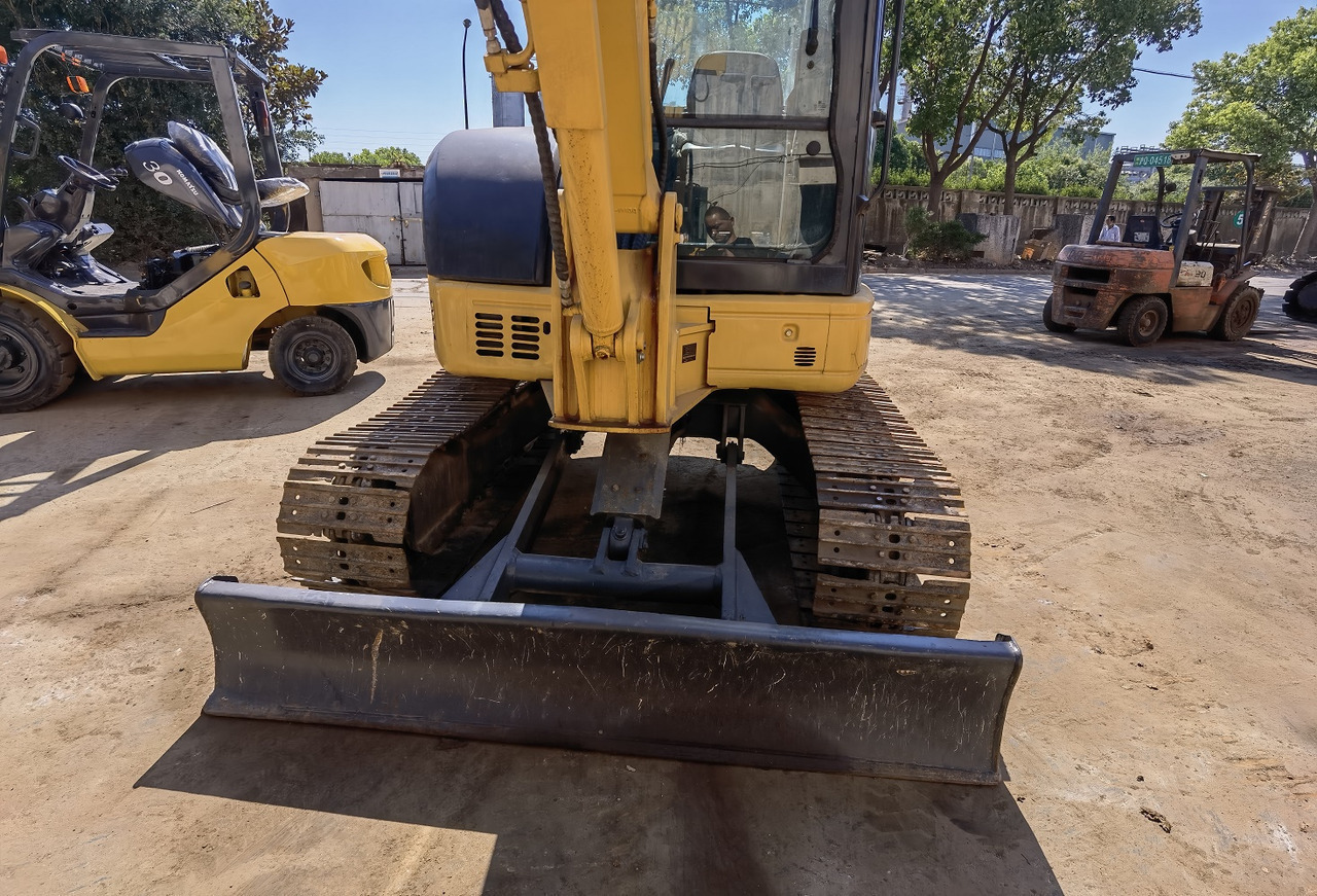 Komatsu PC55 - Mini-ekskavators: foto 2 Komatsu PC55 - Mini-ekskavators: foto 2