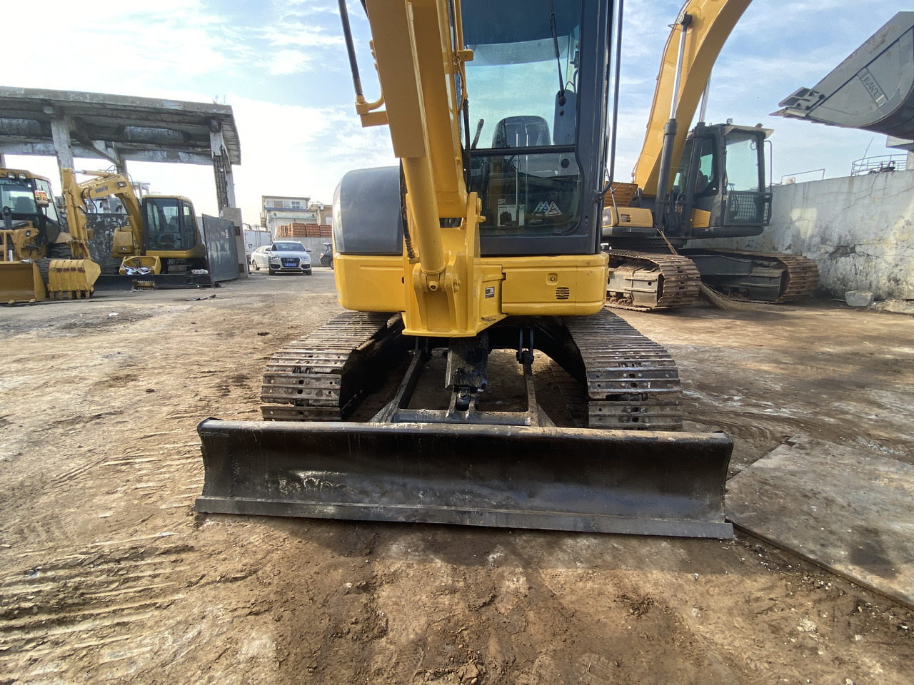 Komatsu PC55MR - Mini-ekskavators: foto 2 Komatsu PC55MR - Mini-ekskavators: foto 2