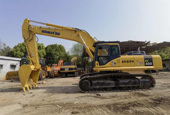 Komatsu pc400-7 excavator - Kāpurķēžu ekskavators: foto 2 Komatsu pc400-7 excavator - Kāpurķēžu ekskavators: foto 2