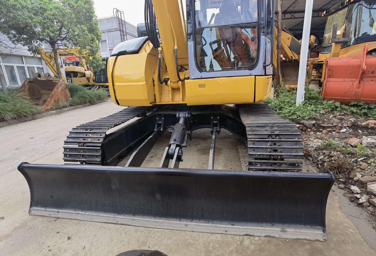 Komatsu pc78 Excavator - Kāpurķēžu ekskavators: foto 4 Komatsu pc78 Excavator - Kāpurķēžu ekskavators: foto 4