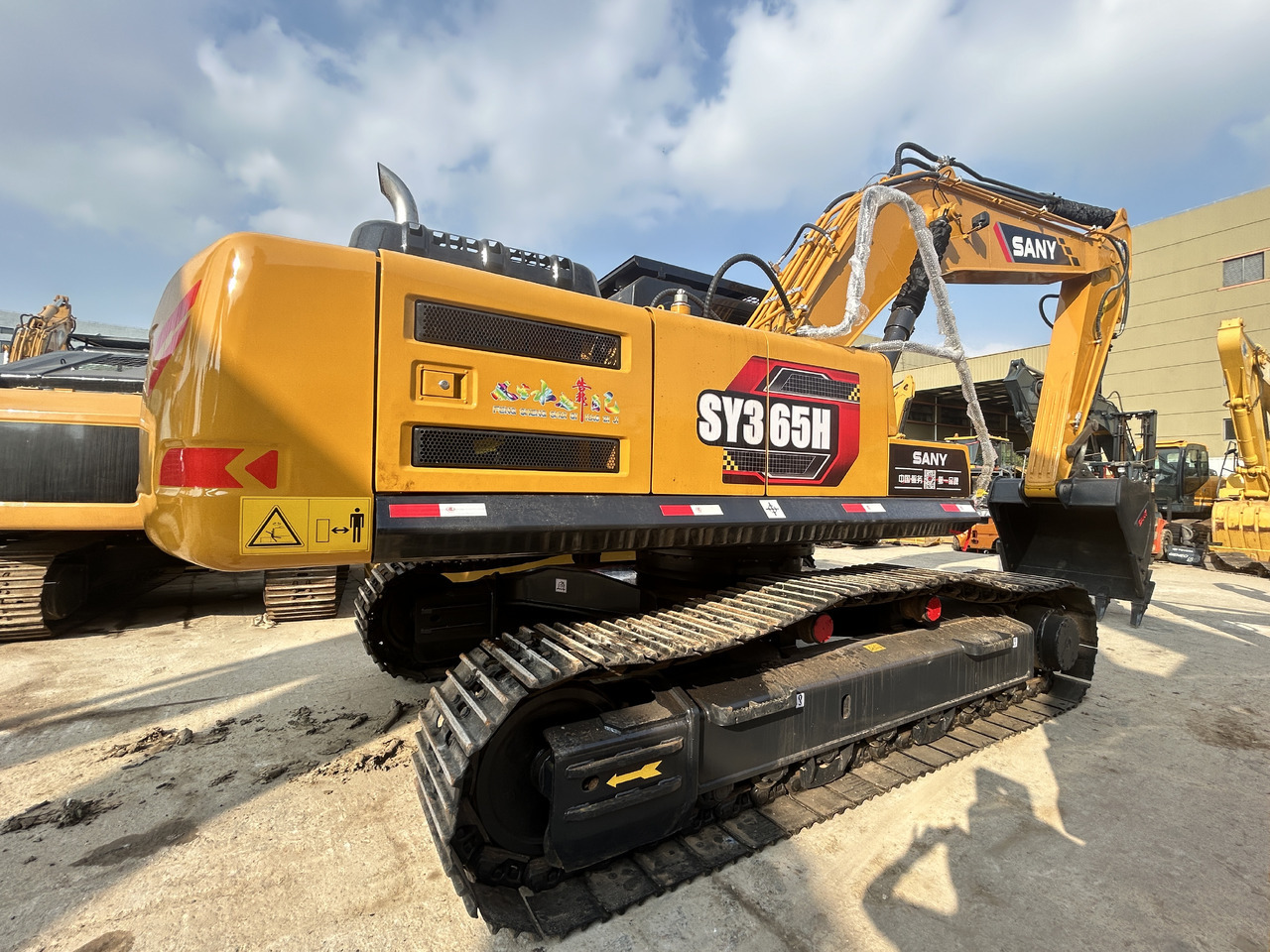 SANY 365H Excavator - Kāpurķēžu ekskavators: foto 1 SANY 365H Excavator - Kāpurķēžu ekskavators: foto 1