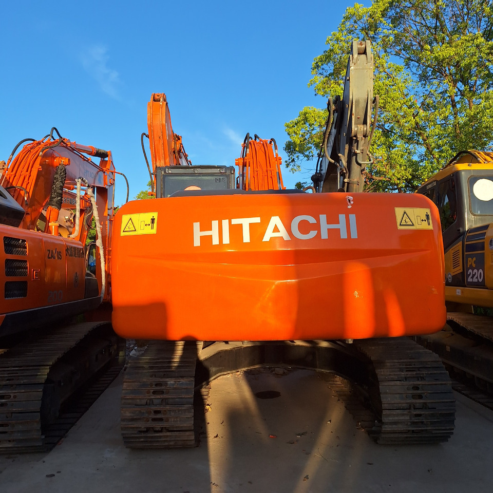 Second hand Hitachi ZX210 excavator - Ekskavators: foto 5 Second hand Hitachi ZX210 excavator - Ekskavators: foto 5