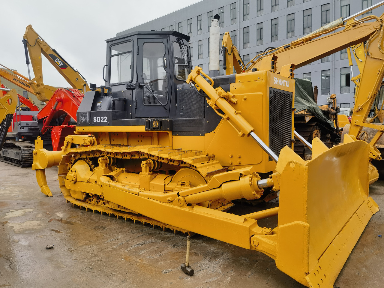 Shantui SD22 bulldozer - Buldozers: foto 2 Shantui SD22 bulldozer - Buldozers: foto 2