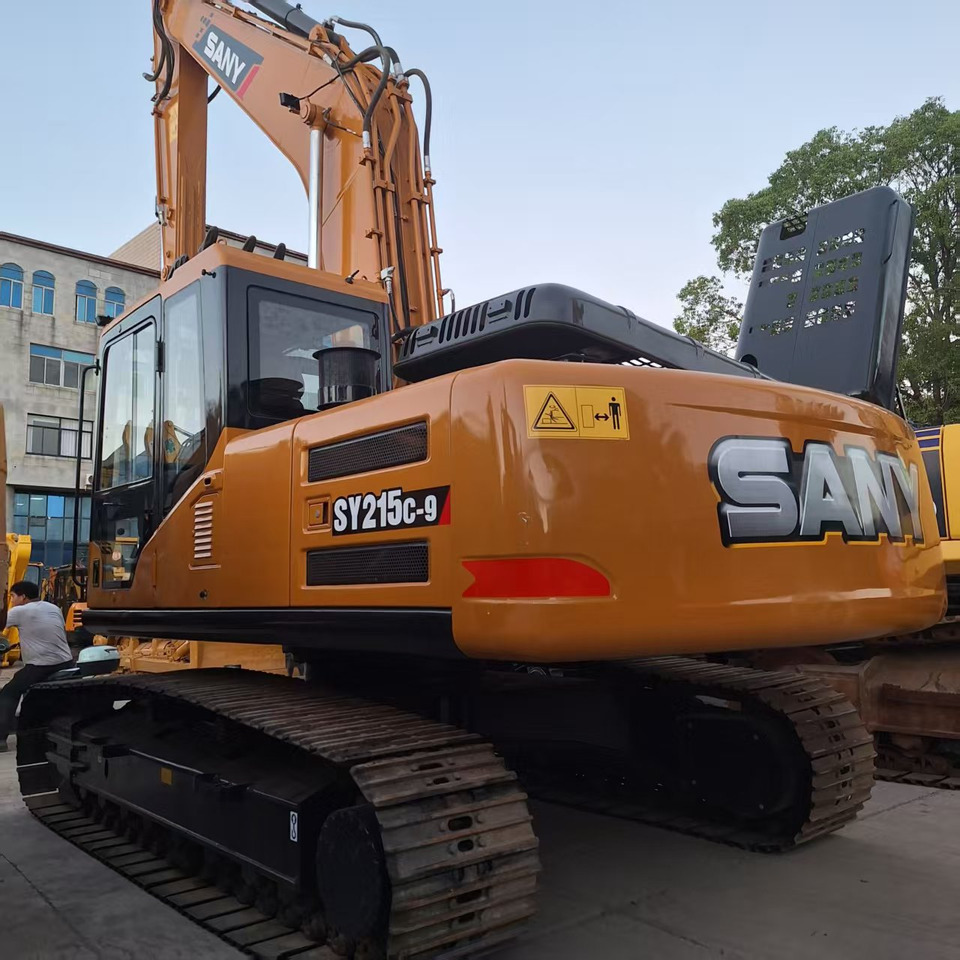 Used SANY 215c Excavator - Kāpurķēžu ekskavators: foto 1 Used SANY 215c Excavator - Kāpurķēžu ekskavators: foto 1