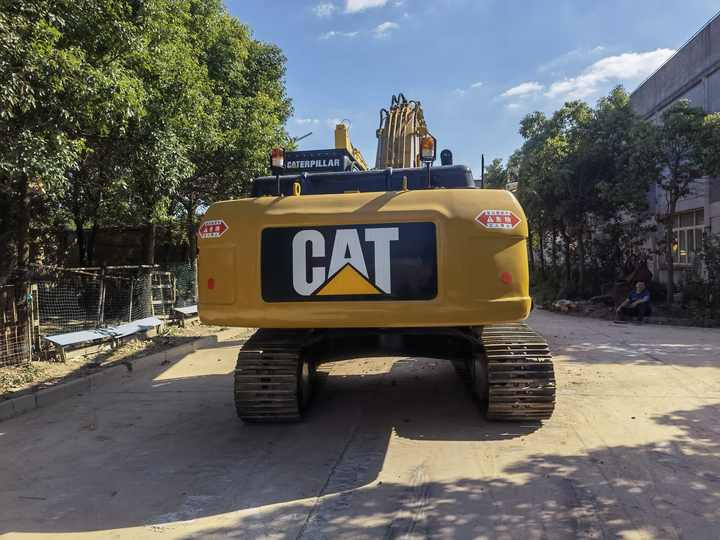 Used caterpillar 325D excavator with good quality original japan on sale in shanghai yard - Kāpurķēžu ekskavators: foto 2 Used caterpillar 325D excavator with good quality original japan on sale in shanghai yard - Kāpurķēžu ekskavators: foto 2