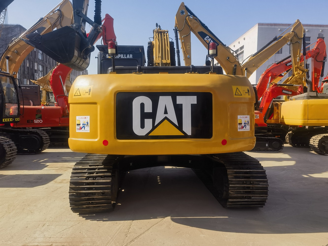Cat 323d excavators - Ekskavators: foto 2 Cat 323d excavators - Ekskavators: foto 2