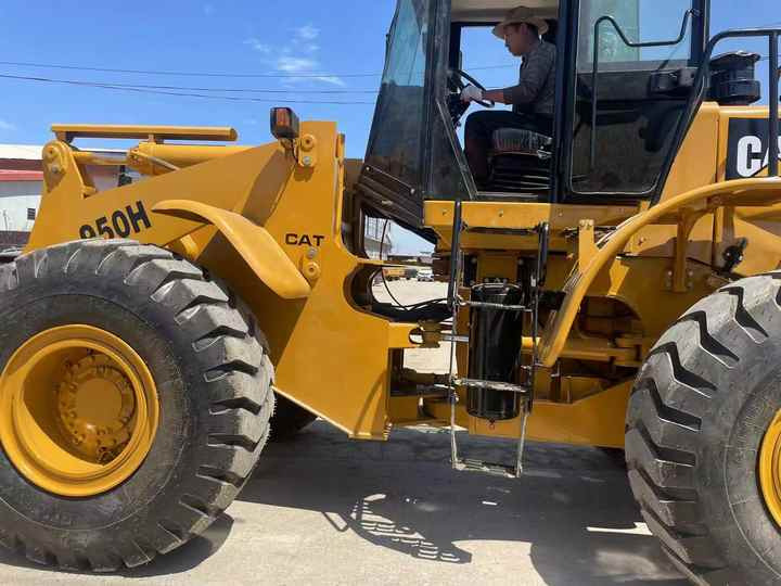 Caterpillar 950H wheel loader used heavy equipment cheap price 950H 966H 950GC for sale - Riteņu iekrāvējs: foto 2 Caterpillar 950H wheel loader used heavy equipment cheap price 950H 966H 950GC for sale - Riteņu iekrāvējs: foto 2