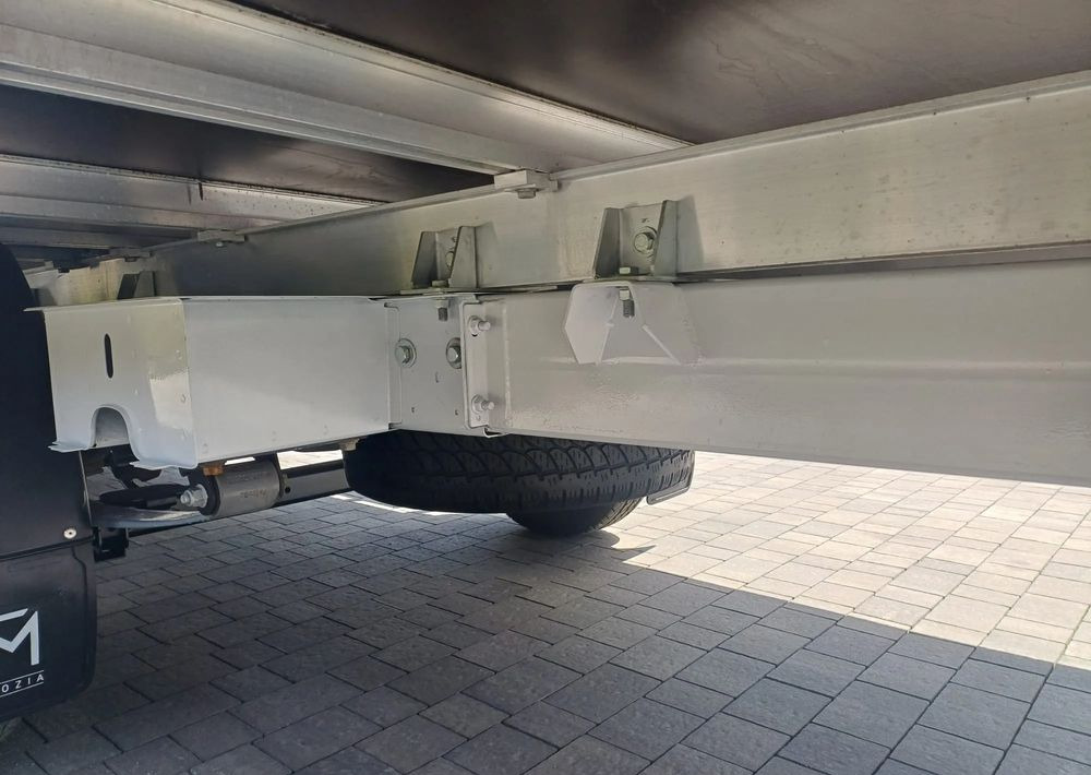 Automašīna ar kravas platformu Renault Master 2.3dci 168KM 10palet 2022rok: foto 17