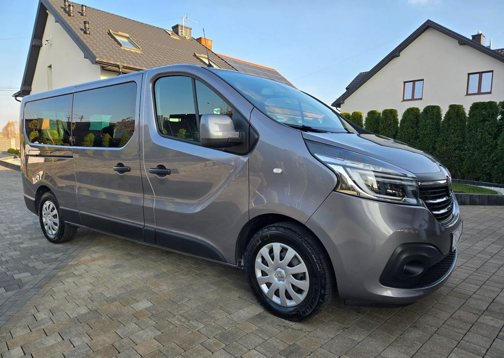 Renault Trafic Grand SpaceClass 2.0 dCi EDC - Mikroautobuss, Pasažieru furgons: foto 1 Renault Trafic Grand SpaceClass 2.0 dCi EDC - Mikroautobuss, Pasažieru furgons: foto 1