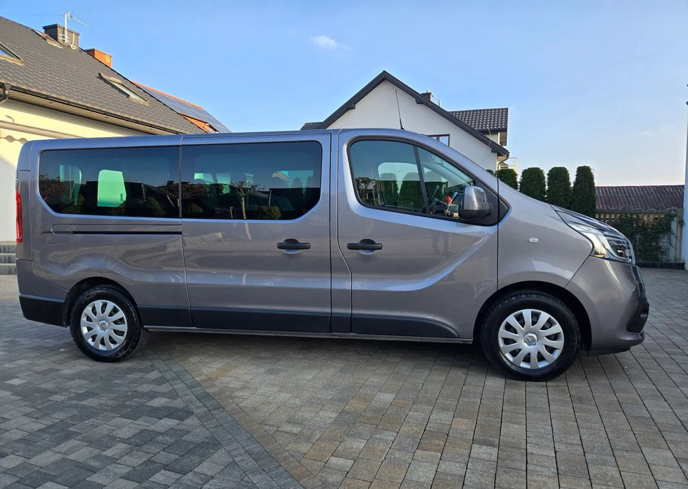Renault Trafic Grand SpaceClass 2.0 dCi EDC - Mikroautobuss, Pasažieru furgons: foto 5 Renault Trafic Grand SpaceClass 2.0 dCi EDC - Mikroautobuss, Pasažieru furgons: foto 5