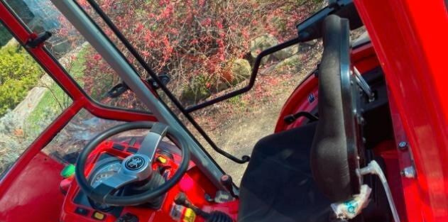CARRARO TRX 5800 - Traktors: foto 4 CARRARO TRX 5800 - Traktors: foto 4