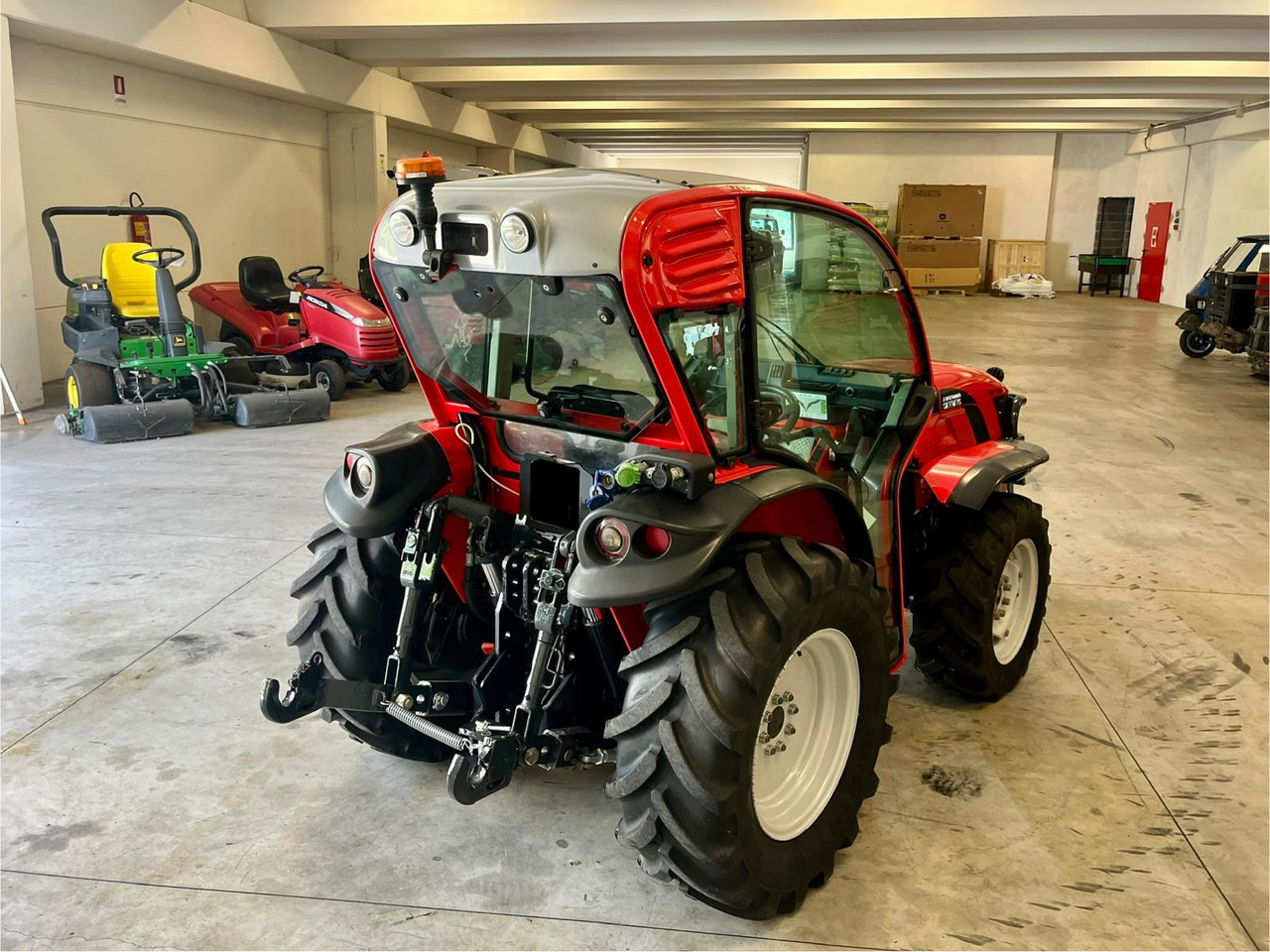 ANTONIO CARRARO TGF 7800S - Traktors: foto 5 ANTONIO CARRARO TGF 7800S - Traktors: foto 5