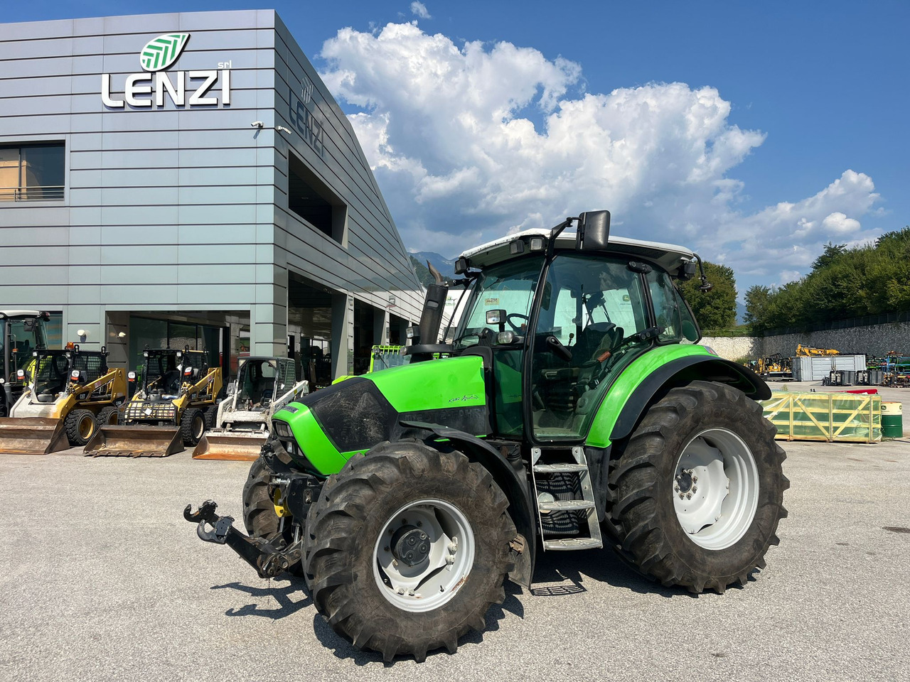 DEUTZ-FAHR AGROTRON K 420 - Traktors: foto 1 DEUTZ-FAHR AGROTRON K 420 - Traktors: foto 1