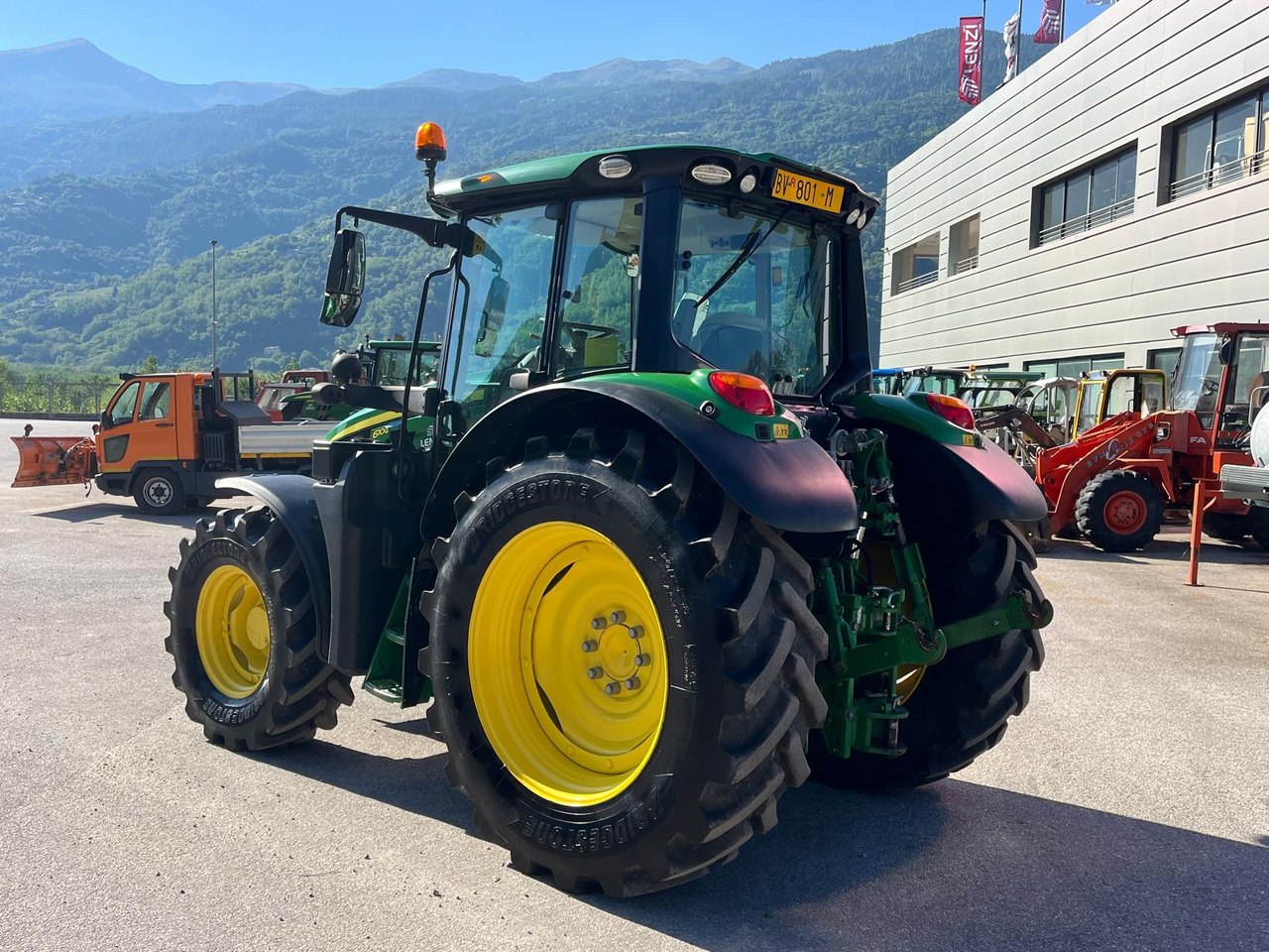 JOHN DEERE 6100M līzingu JOHN DEERE 6100M: foto 10