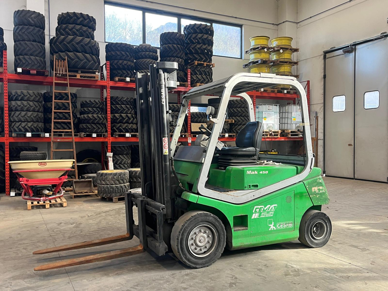 MULETTO CESAB MAK 450 - Elektroiekrāvējs: foto 1 MULETTO CESAB MAK 450 - Elektroiekrāvējs: foto 1