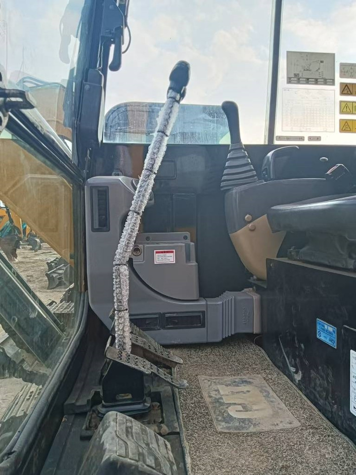 CAT 305.5 - Mini-ekskavators: foto 2 CAT 305.5 - Mini-ekskavators: foto 2